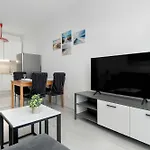 Comfortable With Access To The Gym And Parking By Renters