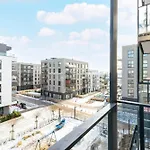 아파트 Comfortable With Access To The Gym And Parking By Renters 그단스크