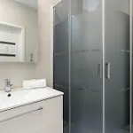 Comfortable With Access To The Gym And Parking By Renters