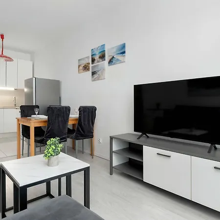 Comfortable With Access To The Gym And Parking By Renters