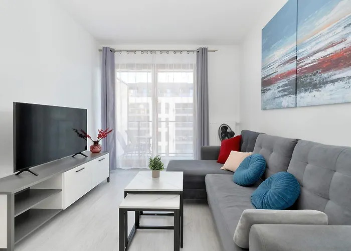 Comfortable With Access To The Gym And Parking By Renters * グダニスク